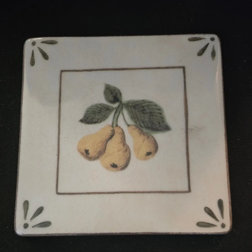 Williams Sonoma Italy Ceramiche Arianna‎ Square Pear Fruit Tile Trivet 7in